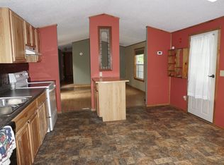 4 Brookside Dr, Gorham, NH 03581