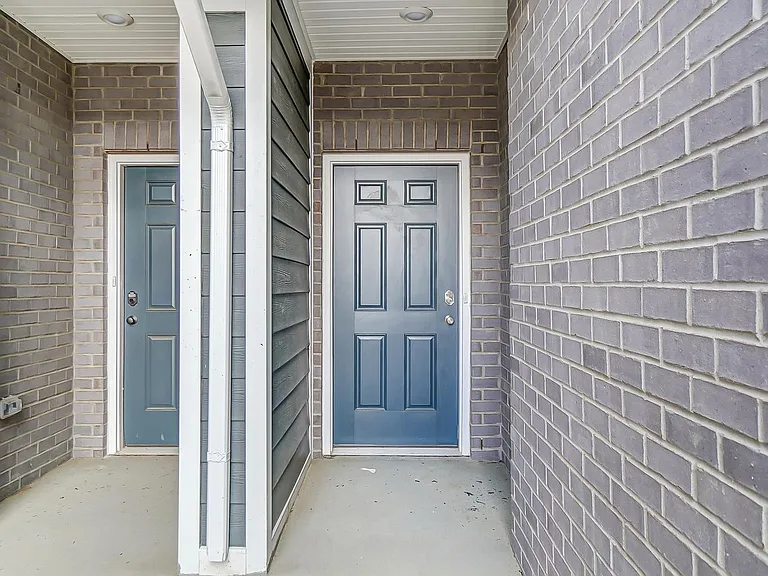 4898 Harrier Ln — Photo 2