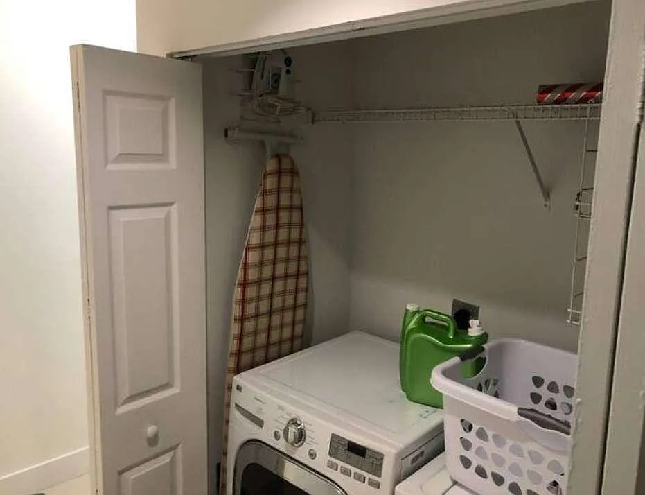 3 bed, 2.0 bath, 1639 sqft, $3,900 — Photo 2