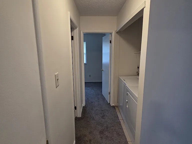1308 Uhlwood Dr — Photo 6