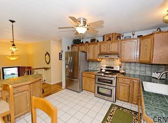 3rd image of 11 Azalea Ct