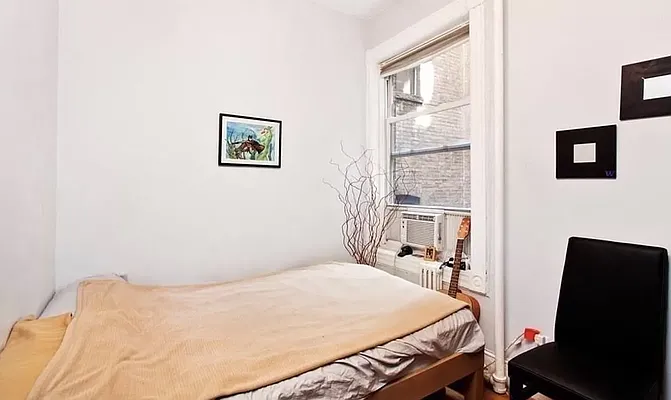 Rented by LJ Sloane Management | media 20