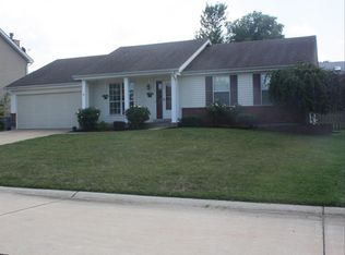5 Schrader Farm Ct, Saint Peters, MO 63376
