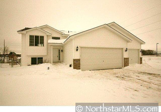 1st image of 605 Marigold Drive