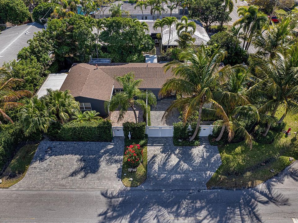 1st image of 2000 NE 18th Street