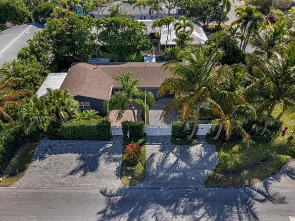 2000 NE 18th Street, Fort Lauderdale, FL 33305