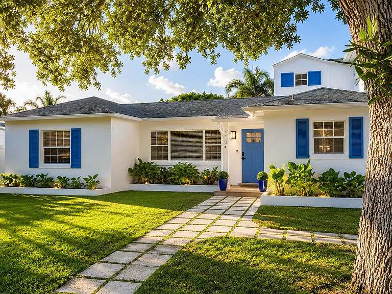 240 Santa Lucia Dr — Photo 38