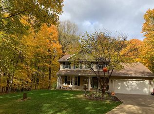 260 W Forrest Dr, Metamora, IL 61548