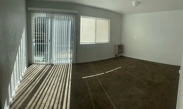 2 bed, $1,550 — Photo 2