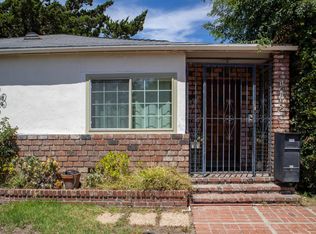 14135 Hatteras St, Van Nuys, CA 91401