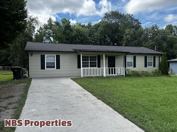 3216 Deer Lake Dr, Knoxville, TN 37912