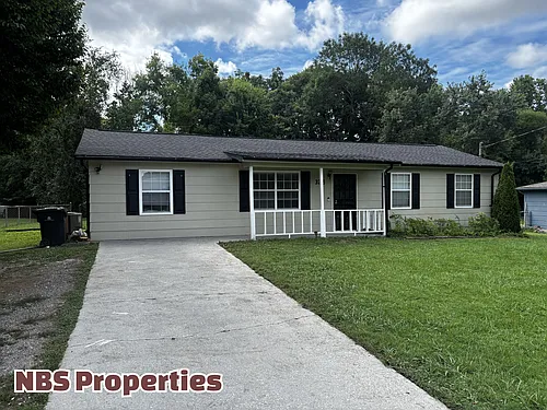 3216 Deer Lake Dr Photo 1