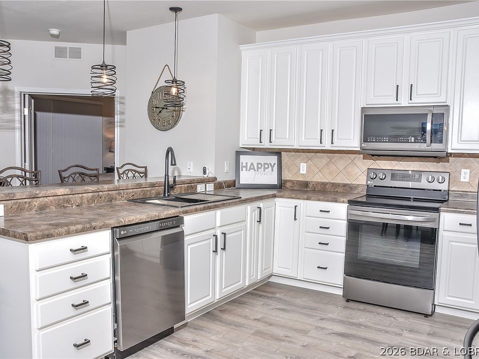 1st image of 100 Trinity Pointe Dr Unit 1