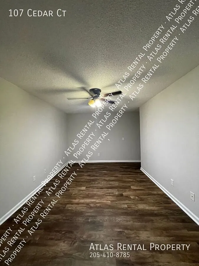 New Listing! 107 Cedar Ct Wetumpka, AL 36092-2129 — Photo 4