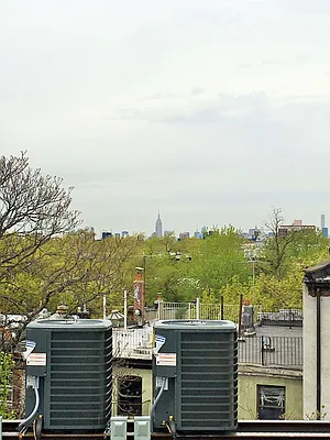 Rented by EXR | media 8