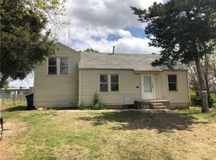 1005 Jet Dr, Midwest City, OK 73110