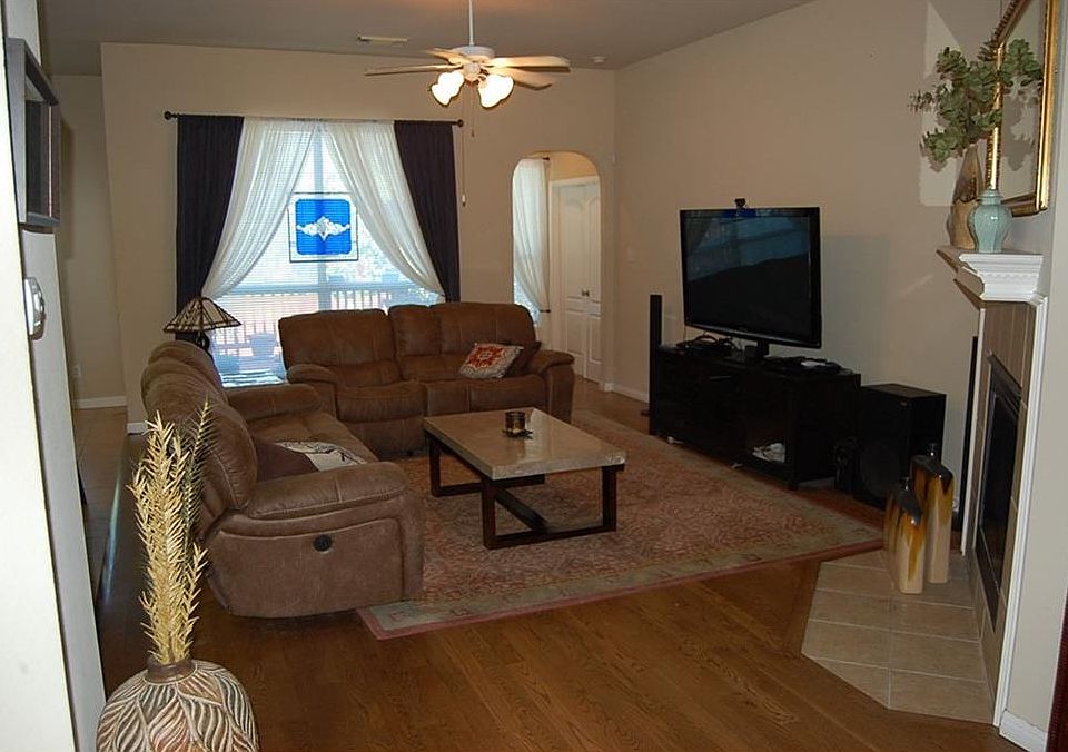 1st image of 1540 Payton Falls Dr