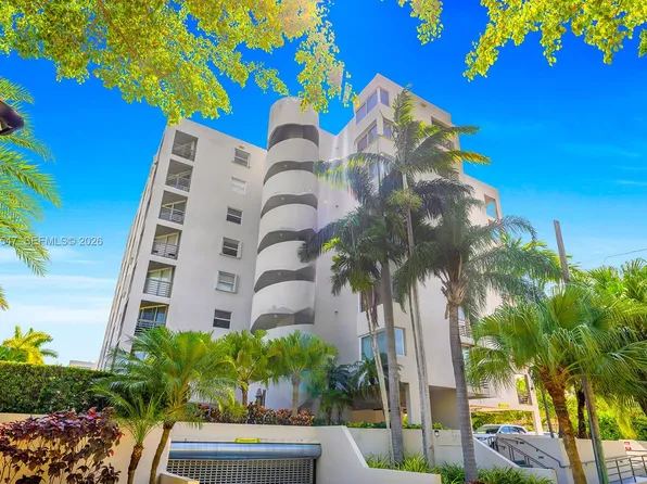 2400 SW 3rd Ave APT 706, Miami, FL 33129