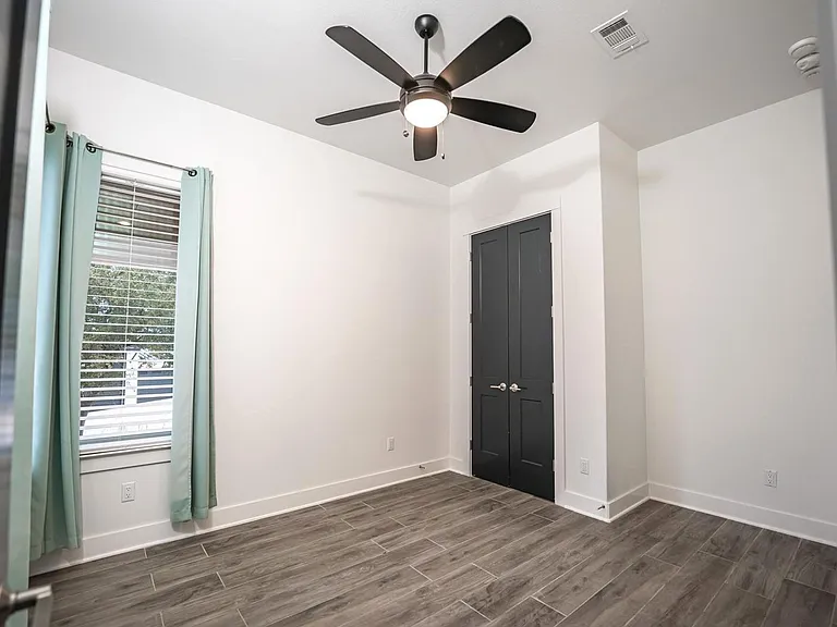 2109 Bella Vis — Photo 26