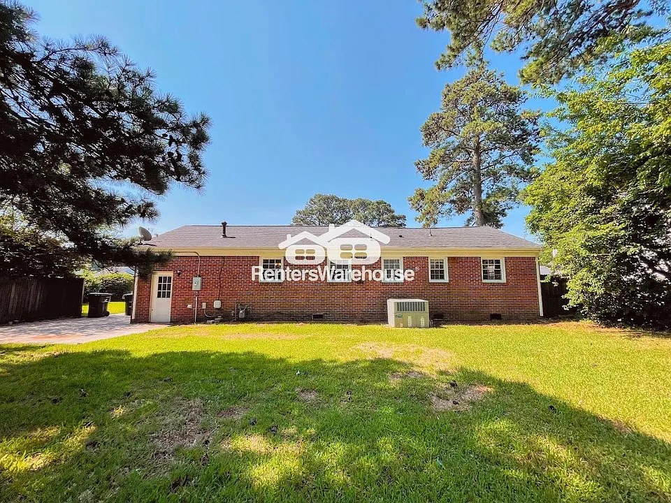 2444 Tullibee Dr
