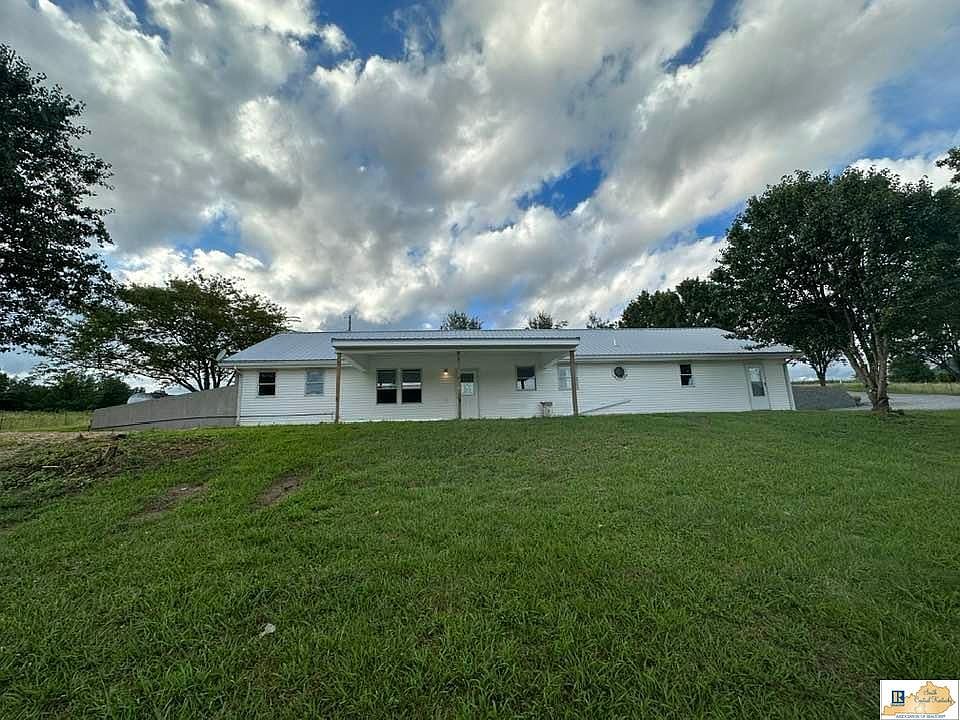 5655 Hudgins Hwy, Summersville, KY 42782 Zillow