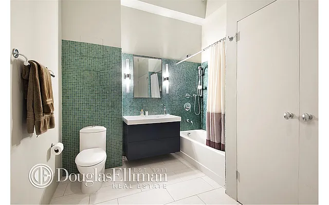 Sold by Douglas Elliman | media 15