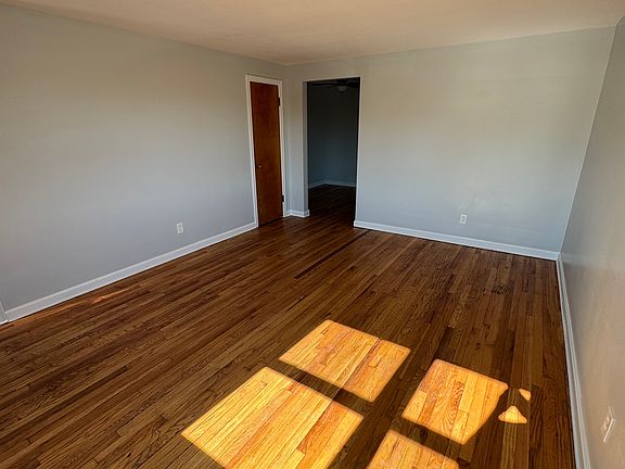 2nd image of 3902 E Gatewood Ln APT 1