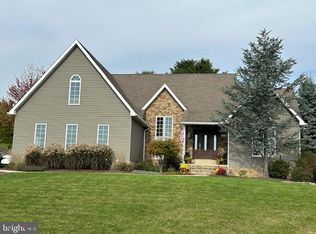 505 Grandview Dr, Frostburg, MD 21532