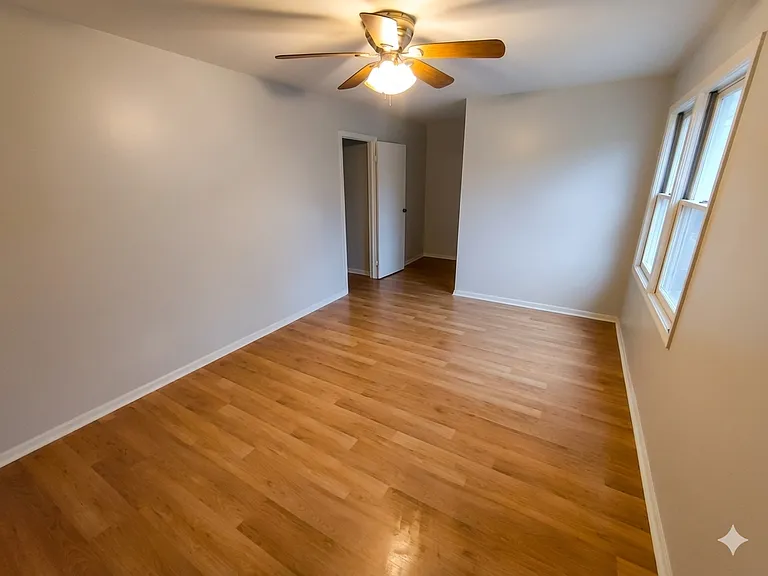 188 Kendall Ct #D — Photo 3