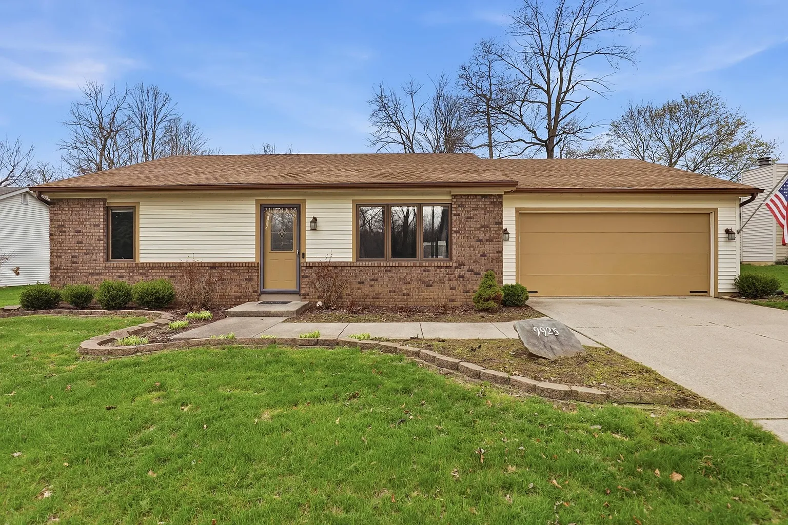 9925 Spur Creek Ct photo 1