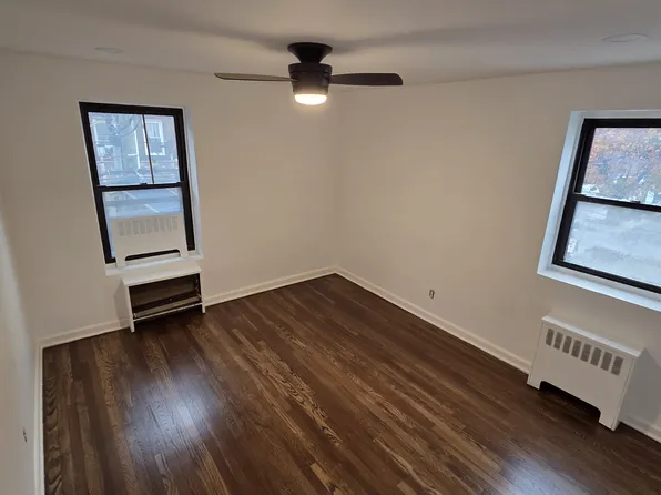 165 Vroom Street image 2 of 14