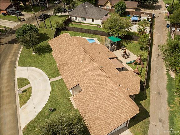 3rd image of 2420 W Iris Ave