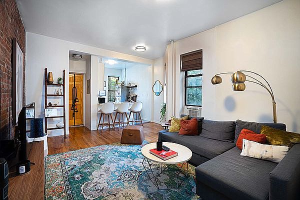1st image of 268 W 136th St APT 6