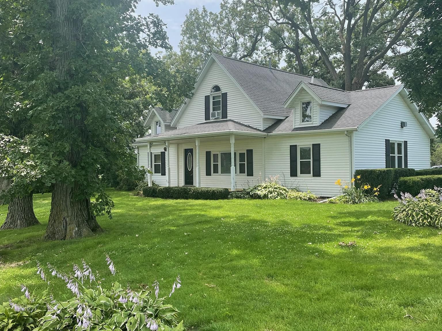 1202 Wisconsin Ave, Davenport, IA 52804 Zillow