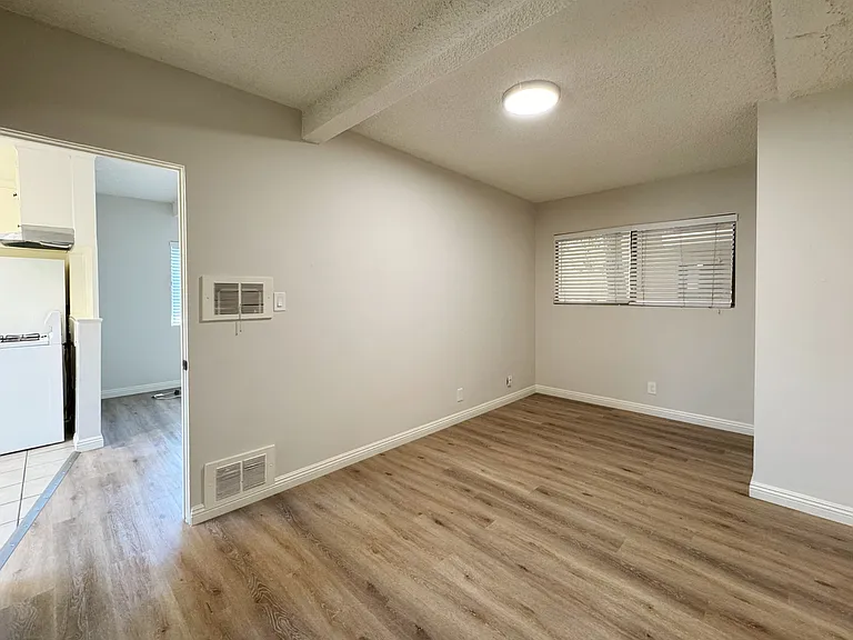 701 W Newmark Ave #A — Photo 11