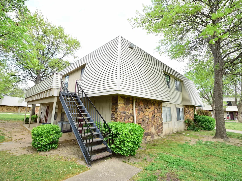 6601 S Zunis Ave #2302