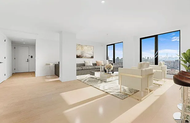 Rented by West 124th Manager LLC | media 139