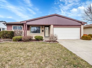 14943 Carmel Dr, Sterling Heights, MI 48312