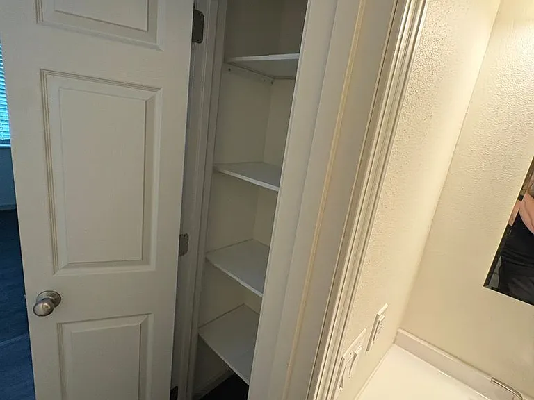 904 Montgomery Ave — Photo 11