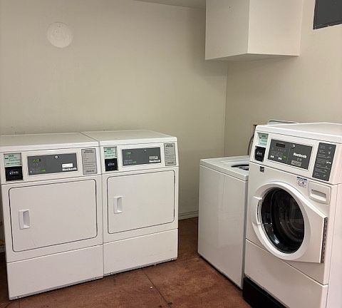 4th image of 955A Main St #713