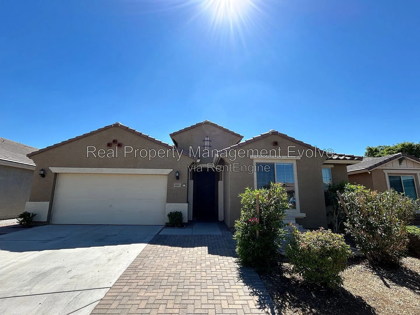 4 bed, 3.0 bath, 2238 sqft, $2,600 — Photo 1