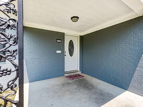 3rd image of 6708 Plantation Way