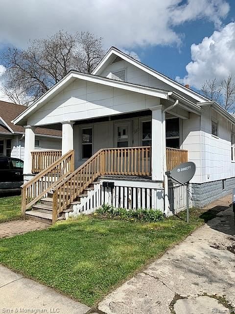 1st image of 1621 Francis St