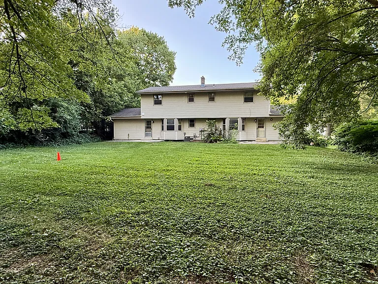 1008 W Devonshire Rd — Photo 18
