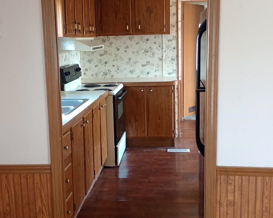 2nd image of 49 Moore Ln
