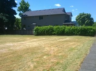 411 W Dartmouth St, Gladstone, OR