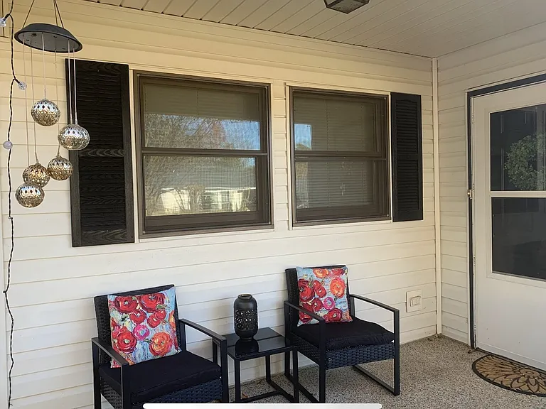 9 Cone Crest Ct — Photo 3