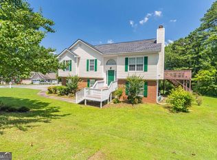 2325 Sailor Ln, Suwanee, GA 30024