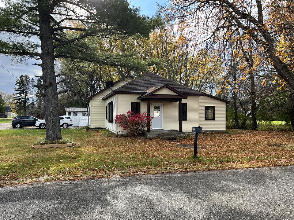 532 Duncan Ave, Cheboygan, MI 49721 Zillow