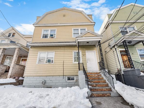 43 Humphrey Ave APT 2